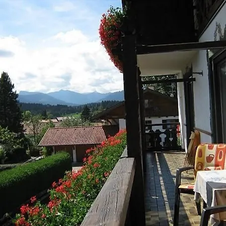 Gaestehaus Bergfrieden, Eva 公寓 *