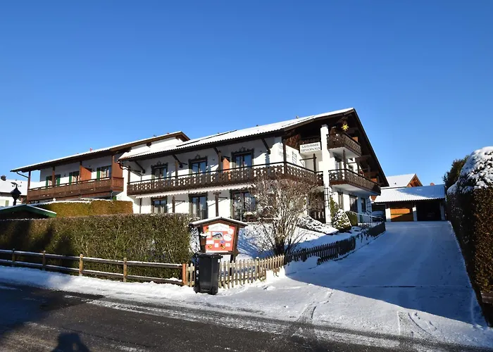 Gaestehaus Bergfrieden, Eva * Bayersoien